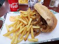 Plats et boissons du Restaurant de hamburgers Oceane Kebab à Calais - n°12