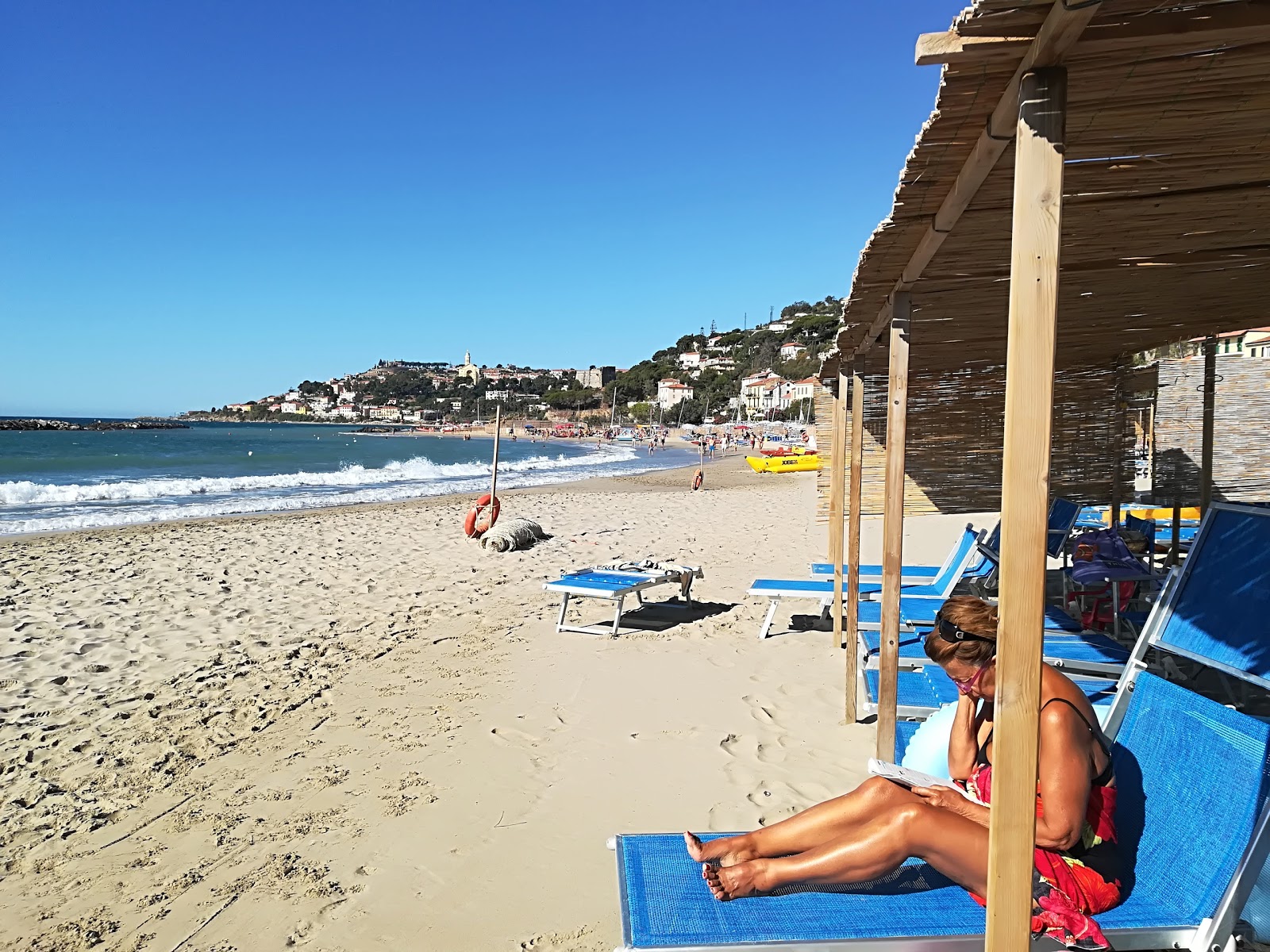 Foto af Spiaggia Arma di Taggia med rummelige multi -bugter