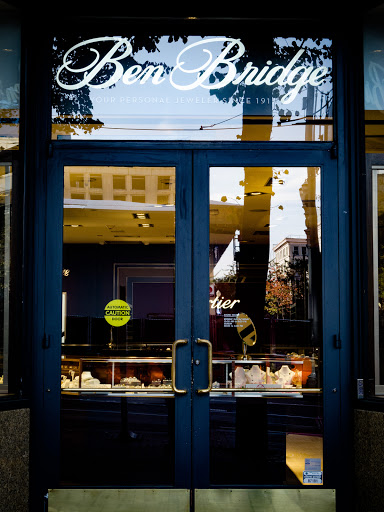 Jewelry Store «Ben Bridge Jeweler», reviews and photos, 801 SW 5th Ave, Portland, OR 97204, USA