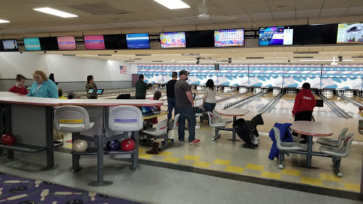 Bowling Alley «Blue Valley Lanes Inc», reviews and photos, 495 E Moorestown Rd, Wind Gap, PA 18091, USA