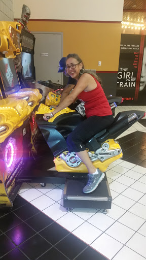 Movie Theater «AMC Loews Raceway 10», reviews and photos, 1025 Corporate Dr, Westbury, NY 11590, USA