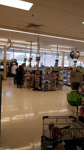 Grocery Store «Stop & Shop», reviews and photos, 213-15 26th Ave, Bayside, NY 11360, USA