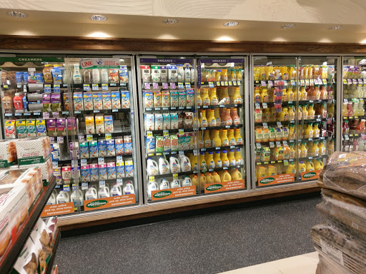 Grocery Store «Harris Teeter», reviews and photos, 3501 Oleander Dr, Wilmington, NC 28403, USA