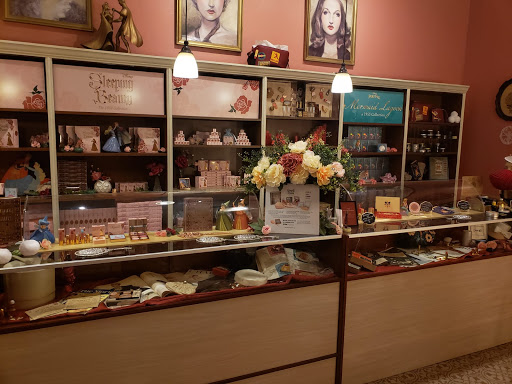 Cosmetics Store «Besame Cosmetics», reviews and photos, 3505 W Magnolia Blvd, Burbank, CA 91505, USA