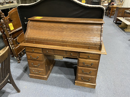 Consignment Shop «Upscale Consignment Furniture», reviews and photos, 3236 Auburn Blvd, Sacramento, CA 95821, USA