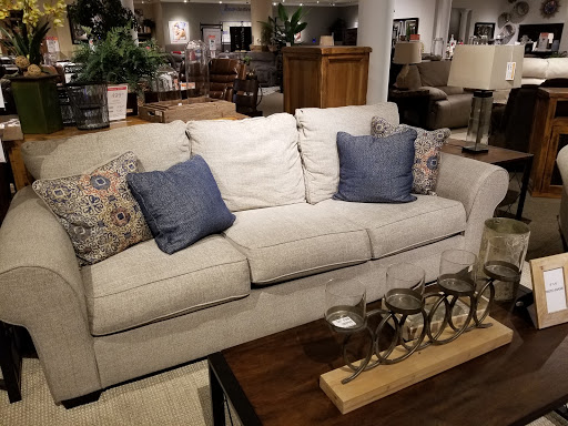 Furniture Store «Ashley HomeStore», reviews and photos, 1960 Sawgrass Mills Cir, Sunrise, FL 33323, USA