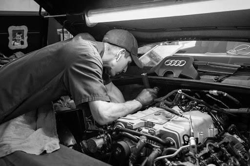 Auto Repair Shop «Car Tender», reviews and photos, 1706 12th Ave, Seattle, WA 98122, USA