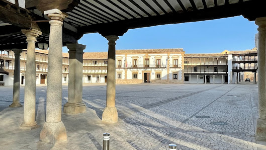 Ayuntamiento de Tembleque. Pl. Mayor, 1, 45780 Tembleque, Toledo, España