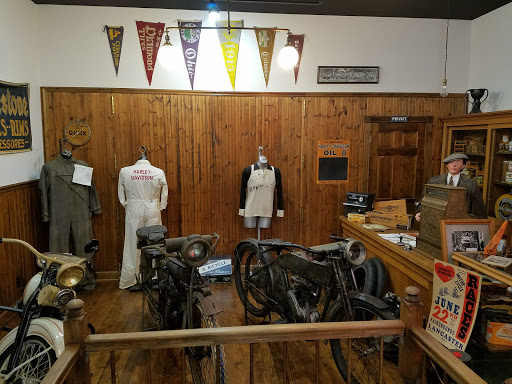 Harley-Davidson Dealer «A.D. Farrow Co. Harley-Davidson (Downtown)», reviews and photos, 491 W Broad St, Columbus, OH 43215, USA