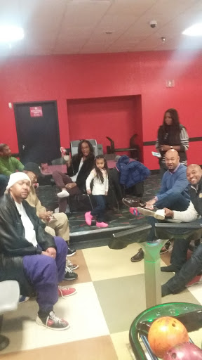 Bowling Alley «AMF Aurora Lanes», reviews and photos, 16700 E Mississippi Ave, Aurora, CO 80017, USA