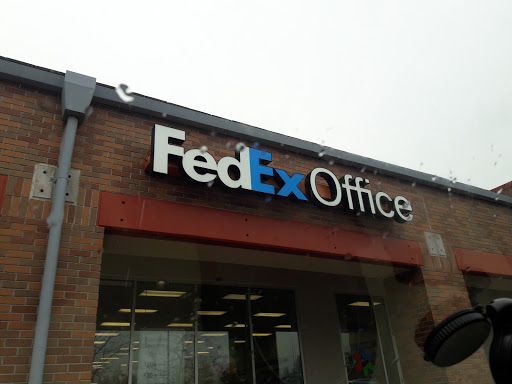 Print Shop «FedEx Office Print & Ship Center», reviews and photos, 8707 SW Tualatin-Sherwood Rd, Tualatin, OR 97062, USA