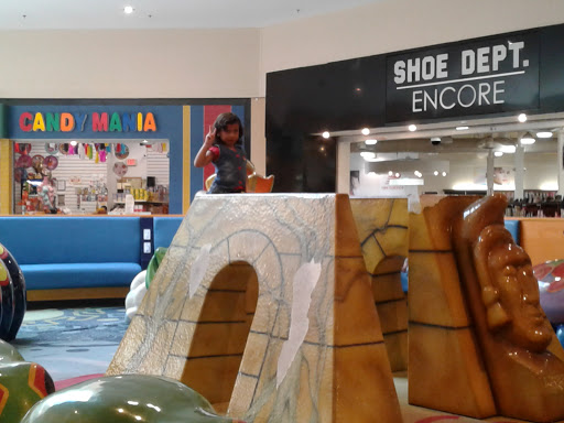 Shopping Mall «Desert Sky Mall», reviews and photos, 7611 W Thomas Rd, Phoenix, AZ 85033, USA