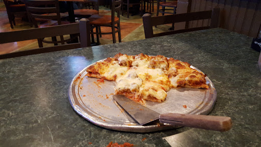 Pizza Restaurant «Beggars Pizza», reviews and photos, 9515 W 191st St, Mokena, IL 60448, USA