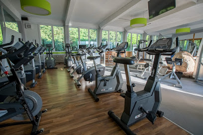 All Sports Fitnessstudio in Bielefeld-Brake: Fitness, Wellness & Gesundheit cuidados
