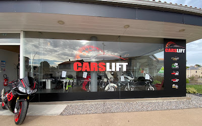 Agence Carslift Motorbike à Bellevigny