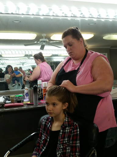 Beauty Salon «The Hair Trend», reviews and photos, 708 SW Front St, Walnut Ridge, AR 72476, USA