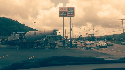 Supermarket «ALDI», reviews and photos, 932 E State St, Athens, OH 45701, USA