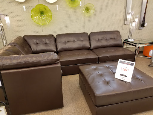 Furniture Store «Value City Furniture», reviews and photos, 4380 E New York St, Aurora, IL 60504, USA