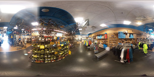 Bicycle Store «Performance Bicycle», reviews and photos, 2720 N Halsted St, Chicago, IL 60614, USA