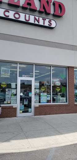 Pet Store «Petland Discounts - LI City», reviews and photos, 34-60 48th Ave, Queens, NY 11101, USA