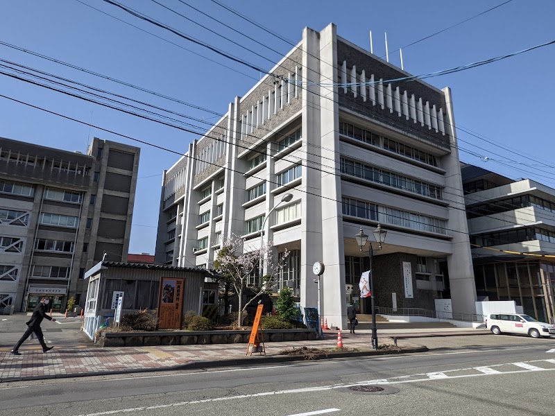 上田市役所