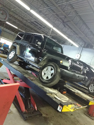 Tire Shop «Marysville Car Care Center», reviews and photos, 2929 Gratiot Blvd, Marysville, MI 48040, USA