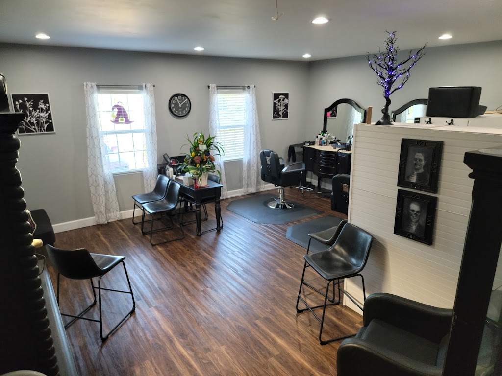 Mane Craze Salon 31088