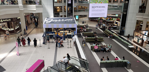 Furniture Store «Z Gallerie - Woodfield Mall», reviews and photos, 134 Woodfield Mall, Schaumburg, IL 60173, USA