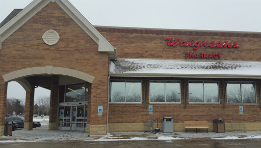 Walgreens, 460 E Washington St, Grayslake, IL 60030, USA, 