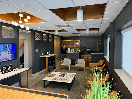 Car Dealer «Elmwood Chrysler Dodge Jeep Ram», reviews and photos, 625 Taunton Ave, East Providence, RI 02914, USA