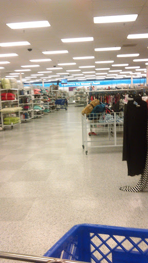 Clothing Store «Ross Dress for Less», reviews and photos, 2660 N Josey Ln, Carrollton, TX 75007, USA