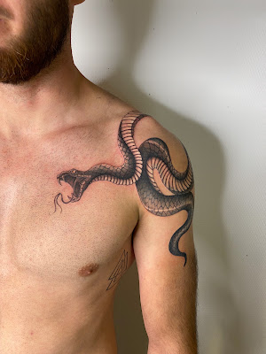 Golden Line Tattoo à Lyon