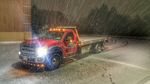 Towing Service «Lake County Roadside Towing & Recovery», reviews and photos, 740 Sunset Dr, Round Lake, IL 60073, USA