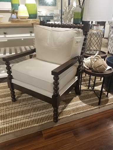 Furniture Store «City Furniture Hialeah», reviews and photos, 5250 W 20th Ave, Hialeah, FL 33016, USA