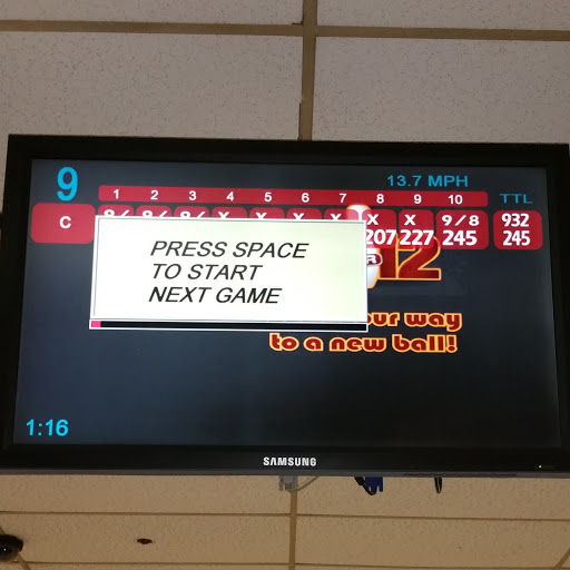 Bowling Alley «Rockville Centre Lanes», reviews and photos, 100 Maple Ave, Rockville Centre, NY 11570, USA
