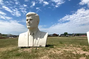 3 President Head Statues image