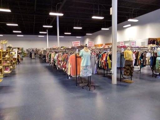 Thrift Store «Blue Mountain Thrift Store», reviews and photos, 64 N Londonderry Square, Palmyra, PA 17078, USA