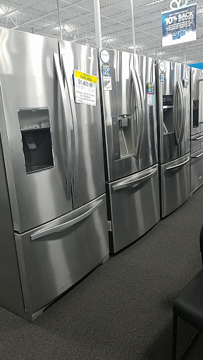 Electronics Store «Best Buy», reviews and photos, 3349 Fairlane Dr, Allen Park, MI 48101, USA