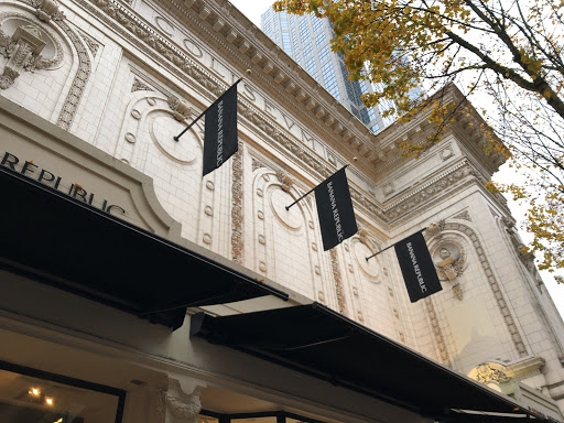 Clothing Store «Banana Republic», reviews and photos, 500 Pike St, Seattle, WA 98101, USA