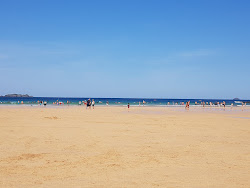 Foto von Harlyn Bay beach und die siedlung