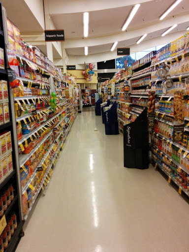 Grocery Store «Safeway», reviews and photos, 1500 Solano Ave, Albany, CA 94706, USA