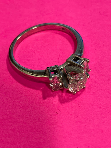 Jeweler «Allen Village Jewelers», reviews and photos, 190 E Stacy Rd #206, Allen, TX 75002, USA