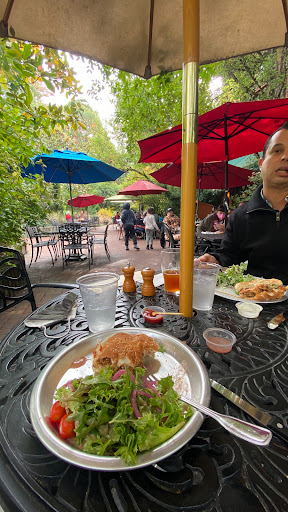 Movie Theater «McMenamins Power Station Theater & Pub», reviews and photos, 2126 SW Halsey St, Troutdale, OR 97060, USA