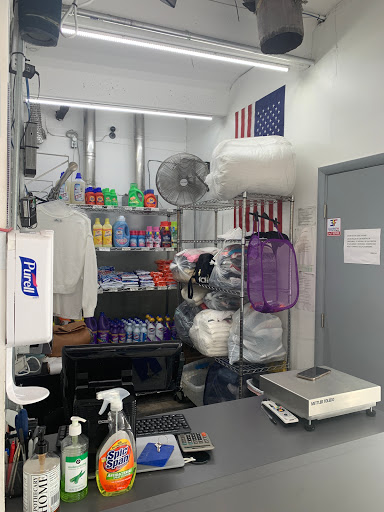 Laundromat «City Wide Coin Laundry», reviews and photos, 2625 Coral Way, Miami, FL 33145, USA