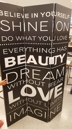 Clothing Store «Ross Dress for Less», reviews and photos, 1700 Lake Woodlands Dr, The Woodlands, TX 77380, USA