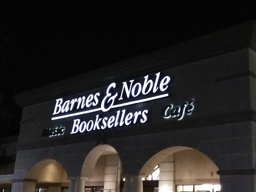 Book Store «Barnes & Noble», reviews and photos, 11802 Dale Mabry Hwy, Tampa, FL 33618, USA