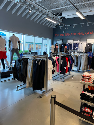 Sporting Goods Store «Nike Factory Store», reviews and photos, 1 Premium Outlet Blvd #699, Tinton Falls, NJ 07753, USA