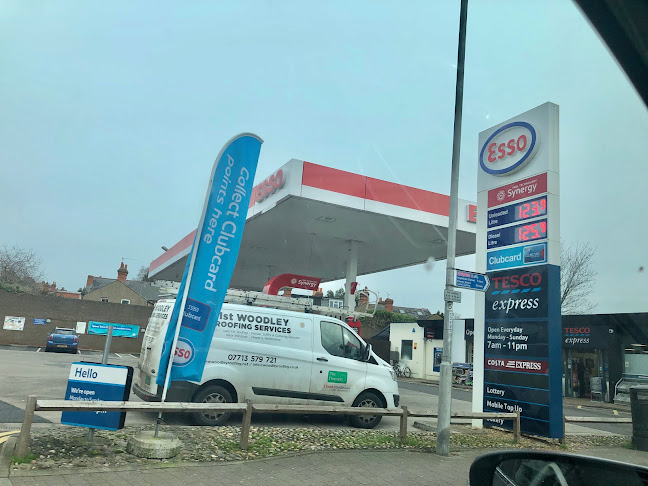 Reviews of ESSO TESCO CAVERSHAM EXPRESS in Reading - Gas station