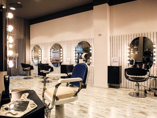 Children's hairdressers Milan