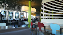 Atmosphère du Restauration rapide McDonald's Chinon - n°11